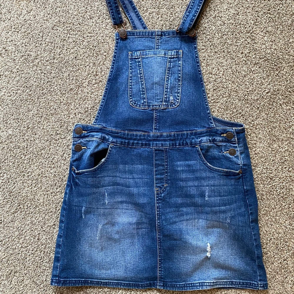 Overall dress